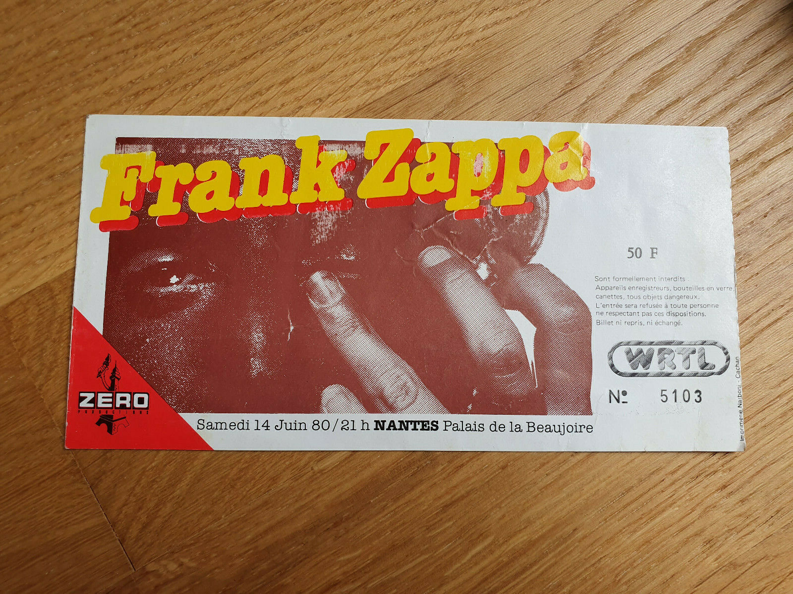 FrankZappa1980-06-14PalaisDeLaBeaujoireNantesFrance (5).jpg